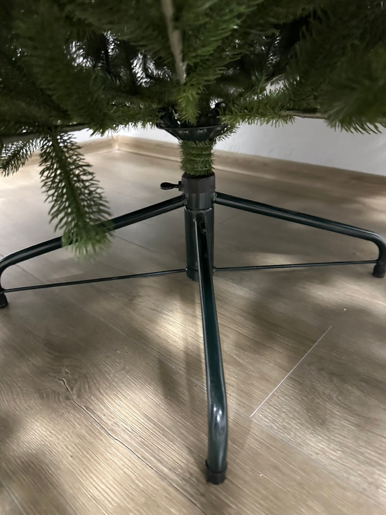 The folding metal stand supplied with the Ukrainian Christmas tree